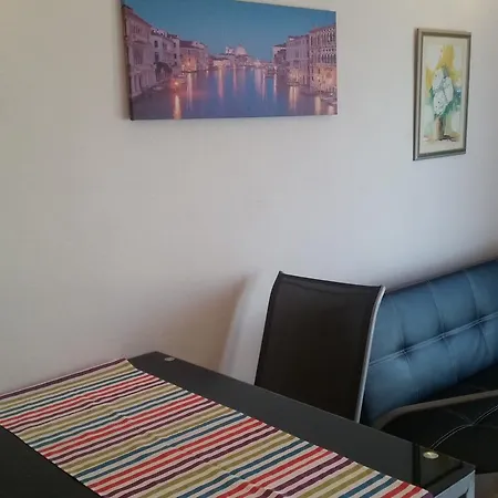 Apartment Danijela Grohote